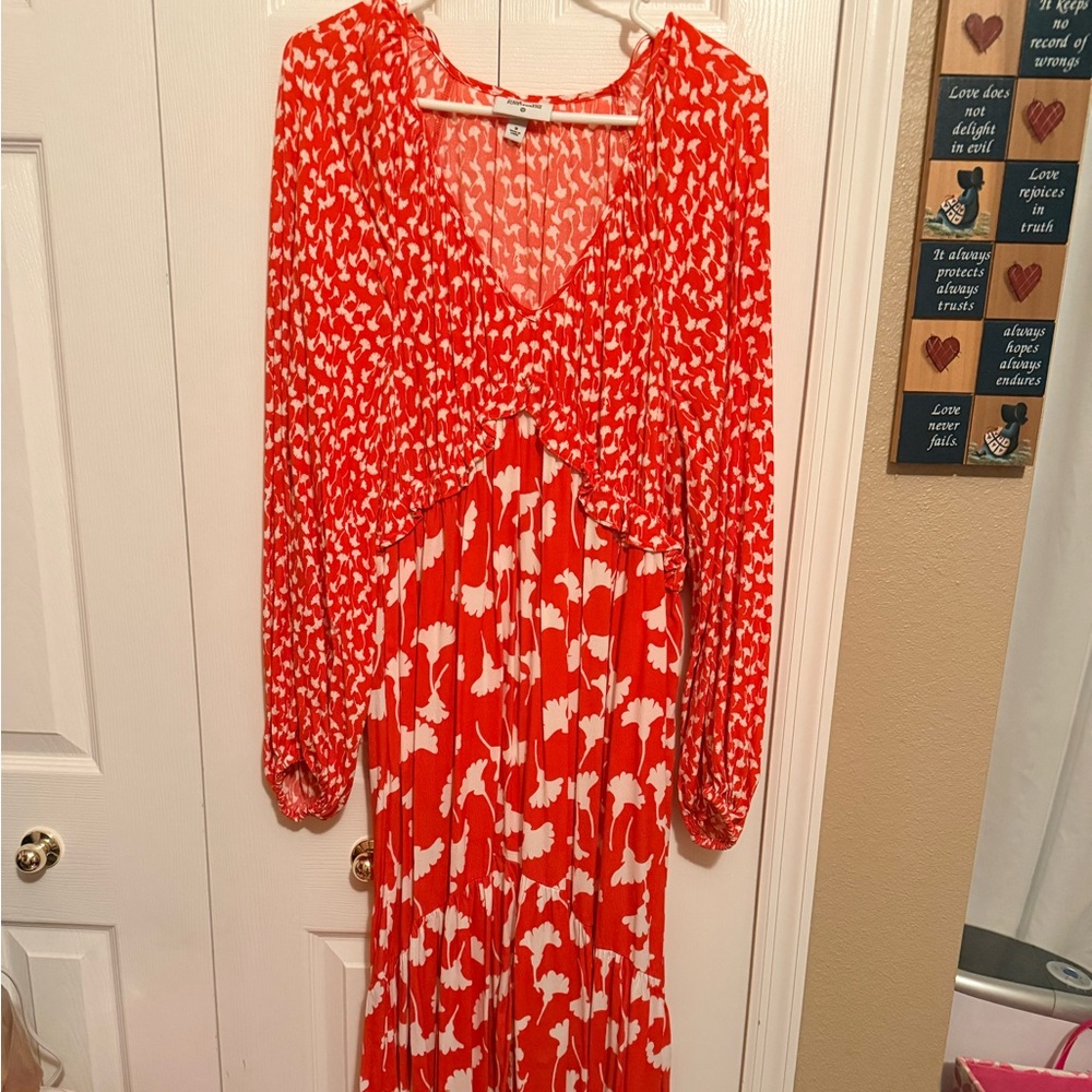 NWOT Diane Von Furstenberg for Target Orange and White Long Sleeve Dress M